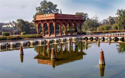 shalimar bagh lahore|shalimar garden was built by.